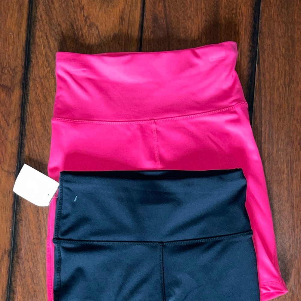 Daisy Fuentes shorts